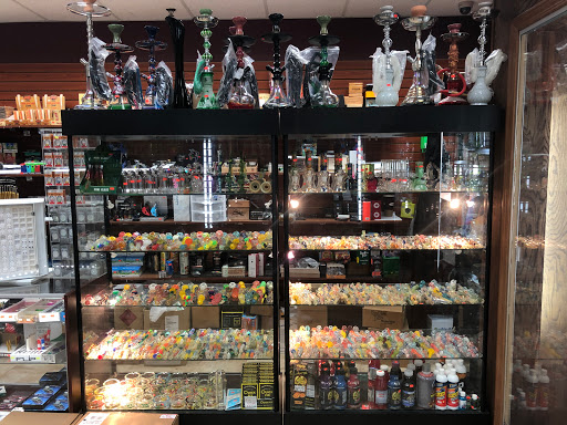 Tobacco Shop «Moes BP Smoke Shop», reviews and photos, 7635 W Broadway Ave, Brooklyn Park, MN 55428, USA