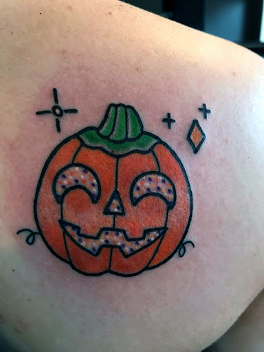 Tattoo Shop «White Wolf Tattoo», reviews and photos, 2889 NJ-35, Hazlet, NJ 07730, USA