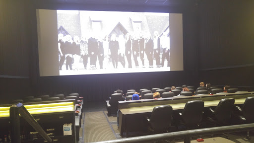 Movie Theater «Studio Movie Grill», reviews and photos, 8954 S. Broadway Ave., Tyler, TX 75703, USA