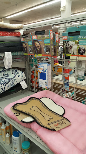 Clothing Store «Burlington Coat Factory», reviews and photos, 9321 Telegraph Rd, Redford Charter Twp, MI 48239, USA