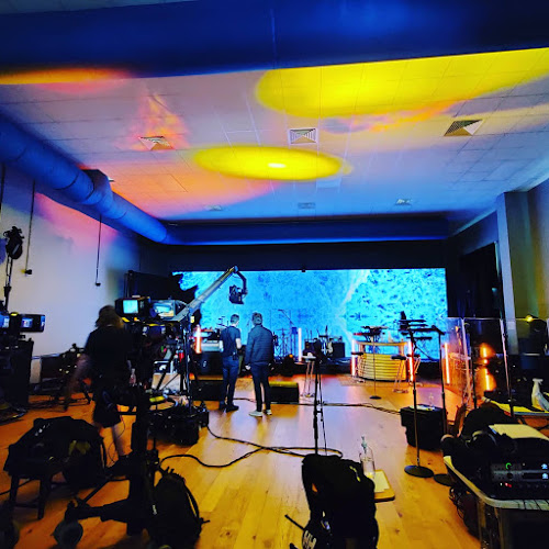 Reviews of Music Bank - Backline Hire & Rehearsal Studios London in London - Music store