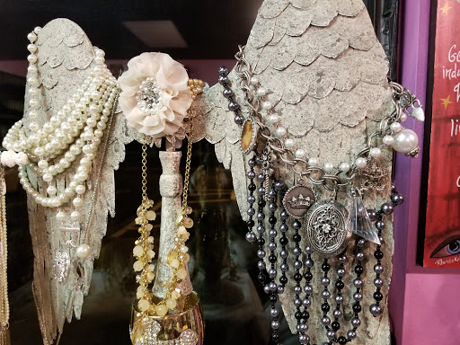 Tanning Salon «Bella Tan and Boutique», reviews and photos, 13940 US-441, The Villages, FL 32159, USA