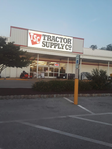 Home Improvement Store «Tractor Supply Co.», reviews and photos, 321 N 3rd St, Oxford, PA 19363, USA