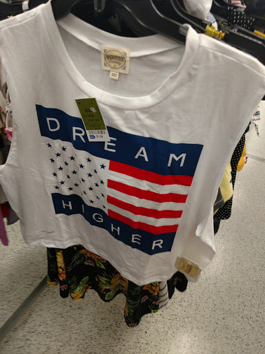 Clothing Store «Ross Dress for Less», reviews and photos, 835 Cortez Rd W, Bradenton, FL 34207, USA