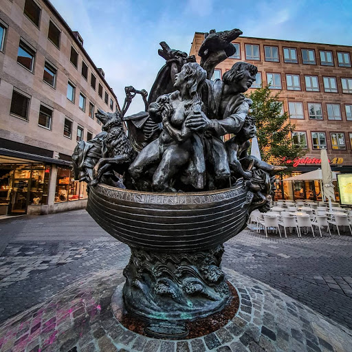 Narrenschiffbrunnen