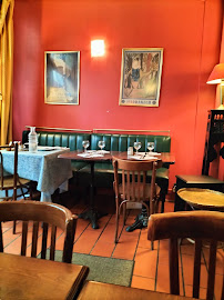 Atmosphère du Restaurant français Le Quincampe à Paris - n°13