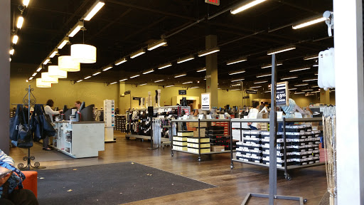 Shoe Store «DSW Designer Shoe Warehouse», reviews and photos, 635 E Boughton Rd, Bolingbrook, IL 60440, USA