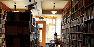 Voyageur Book Shop