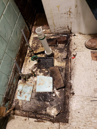 Grocery Store «Apples Grocery Store», reviews and photos, 4100 Ivanhoe Ave, Sheffield Lake, OH 44054, USA