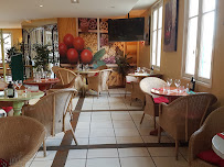Atmosphère du Restaurant italien Rigatoni Café à Saint-Thibault-des-Vignes - n°4