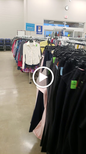 Thrift Store «Goodwill Store & Donation Center», reviews and photos, 1020 N Rohlwing Rd, Addison, IL 60101, USA