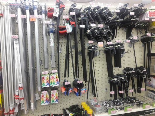 Hardware Store «Harbor Freight Tools», reviews and photos, 3050 N Josey Ln #106, Carrollton, TX 75007, USA