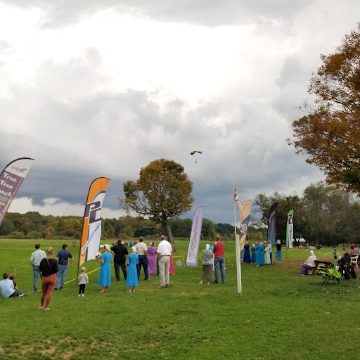 Skydiving Center «Cleveland Skydiving Center», reviews and photos, 15199 Grove Rd, Garrettsville, OH 44231, USA