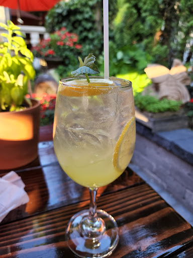 Italian Restaurant «Piazza Di Roma», reviews and photos, 1178 NJ-34, Aberdeen Township, NJ 07747, USA