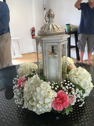 Florist «Newtown Floral Company», reviews and photos, 18 Richboro Newtown Rd, Newtown, PA 18940, USA