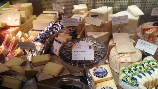 Natural Foods Store «PCC Natural Markets - Redmond», reviews and photos, 11435 Avondale Rd NE, Redmond, WA 98052, USA