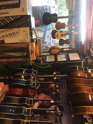 SoundMonk Musical Instrument Store- Andheri (W) Mumbai