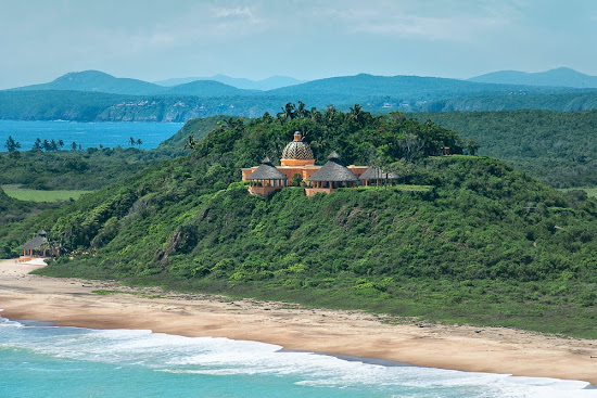 Cuixmala beach