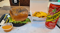 Frite du Restaurant de hamburgers Black & White Burger Pau - n°10