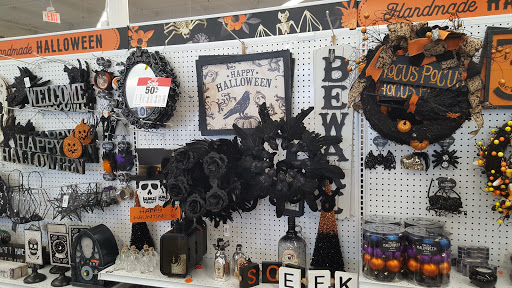 Fabric Store «Jo-Ann Fabrics and Crafts», reviews and photos, 1460 N Azusa Ave, Covina, CA 91722, USA