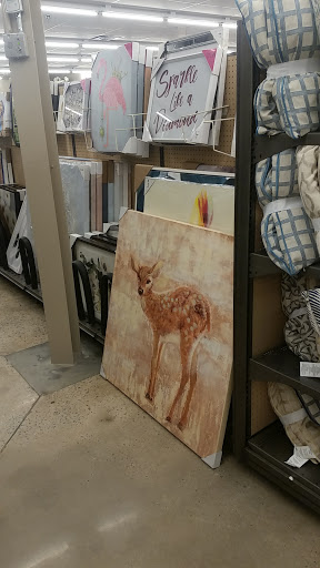 Home Goods Store «Tuesday Morning», reviews and photos, 233 Commerce Dr, Peachtree City, GA 30269, USA