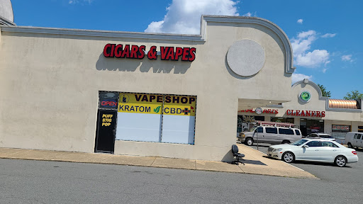 Tobacco Castle & Vape Village, 6343 Rolling Rd, Springfield, VA 22152, USA, 