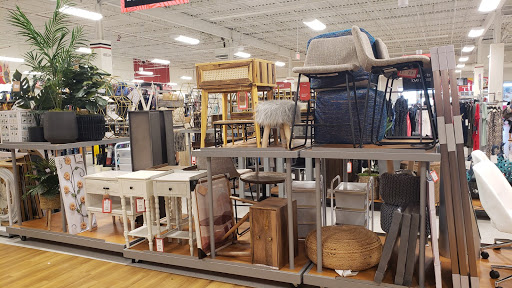 Department Store «T.J. Maxx», reviews and photos, 230 W Virginia St, Crystal Lake, IL 60014, USA