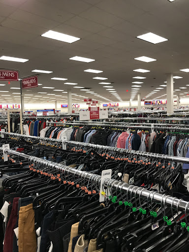 Clothing Store «Burlington Coat Factory», reviews and photos, 3350 Steelyard Dr, Cleveland, OH 44109, USA