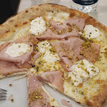 Photo n°2 de l'avis de super.z fait le 13/11/2023 à 10:53 sur le  Pizzeria Red Lion'S à Augusta