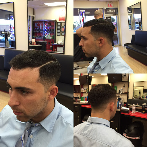 Barber Shop «Royal Barbershop Whitepoint Shopping Center», reviews and photos, 132-13 14th Ave, College Point, NY 11356, USA