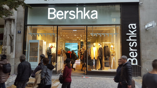 Stores to buy women's bodysuits Prague