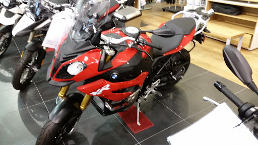 BMW Motorcycle Dealer «Hourglass Cycles», reviews and photos, 6080 Lanier Islands Pkwy, Buford, GA 30518, USA
