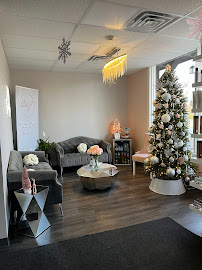 Arla J. Beauty Lounge