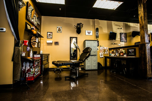 Tattoo Shop «The Canvas Tattoo & Piercing Studio», reviews and photos, 6880 Boudin St NE #170, Prior Lake, MN 55372, USA