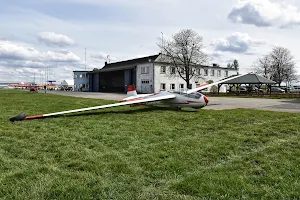 Aeroklub Krakowski Lotnisko Pobiednik Wielki image