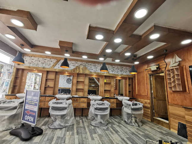 İstanbul barber Turkish barber - Woking