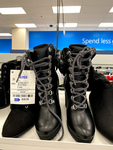 Clothing Store «Ross Dress for Less», reviews and photos, 701 N Milwaukee Ave, Vernon Hills, IL 60061, USA