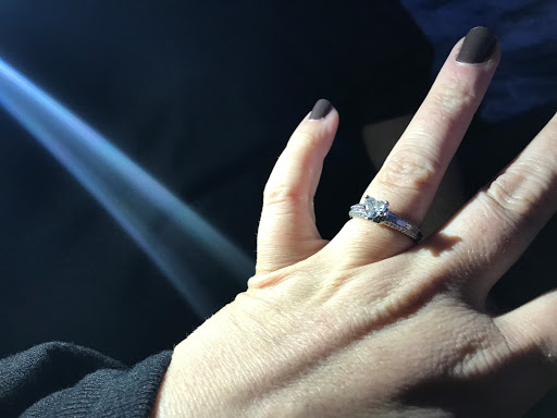 Jewelry Store «Jared The Galleria of Jewelry», reviews and photos, 7520 W Bell Rd, Glendale, AZ 85308, USA