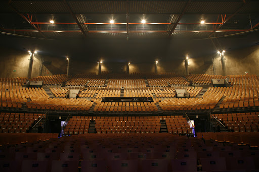 Theaters on Sundays in Lille