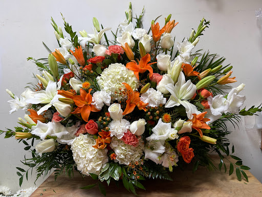 Florist «Agape Florist», reviews and photos, 261 Ridge McIntire Rd, Charlottesville, VA 22903, USA