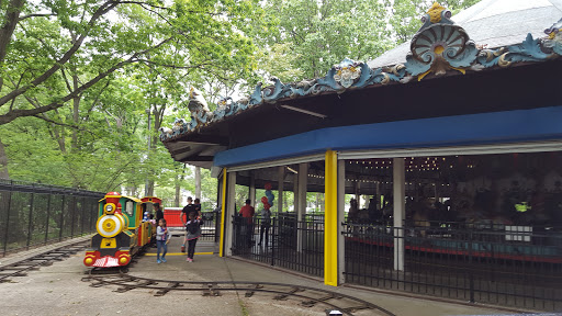 Park «Forest Park Carousel», reviews and photos, Forest Park Dr, Woodhaven, NY 11421, USA