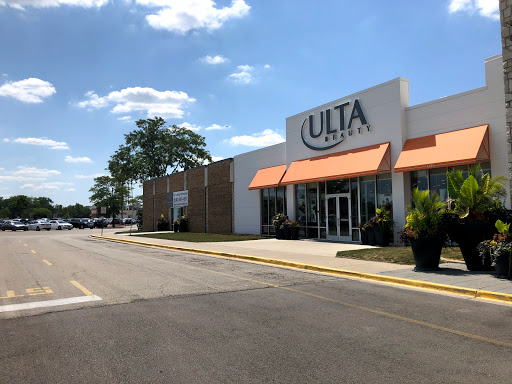 Shopping Mall «Golf Mill Shopping Center», reviews and photos, 239 Golf mill Center, Niles, IL 60714, USA