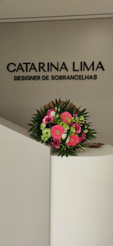 Catarina Lima - Designer de Sobrancelhas em Arcozelo