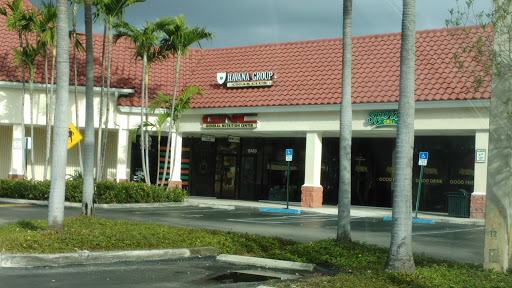 GNC, 15460 NW 77th Ct, Miami Lakes, FL 33016, USA, 