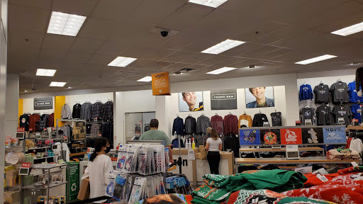 Shopping Mall «South Bay Galleria», reviews and photos, 1815 Hawthorne Blvd #201, Redondo Beach, CA 90278, USA