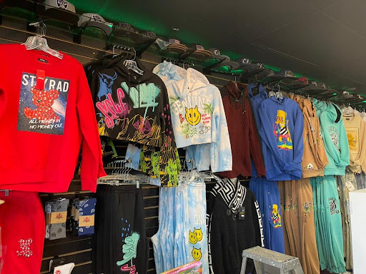 Clothing Store «Norcal Clothing and Smoke Shop», reviews and photos, 5802 Lindhurst Ave, Marysville, CA 95901, USA