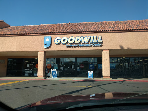 Thrift Store «McClintock & Southern Goodwill Retail Store & Donation Center», reviews and photos, 1546 E Southern Ave, Tempe, AZ 85282, USA