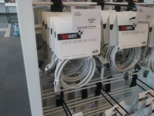 Electronics Store «RadioShack», reviews and photos, 4411 N Federal Hwy, Fort Lauderdale, FL 33308, USA