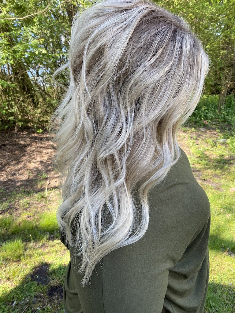 Hairtique Salon 28713