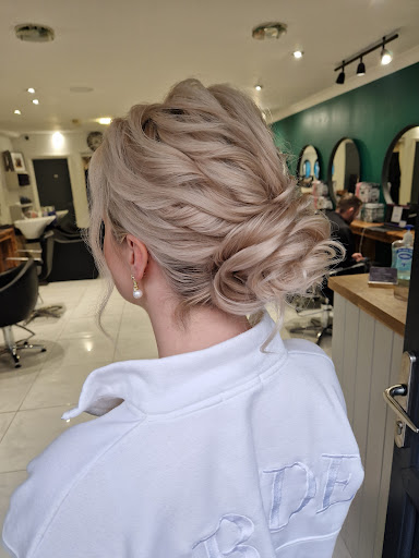 Gary Patrick Hair, working out of Aviary hair and beauty newbridge in Newbridge, Co. Kildare